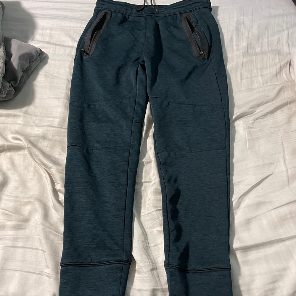 American eagle jogger